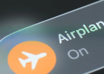 ¿Para qué sirve el modo avión?: El truco oculto que tu celular esconde y casi nadie usa